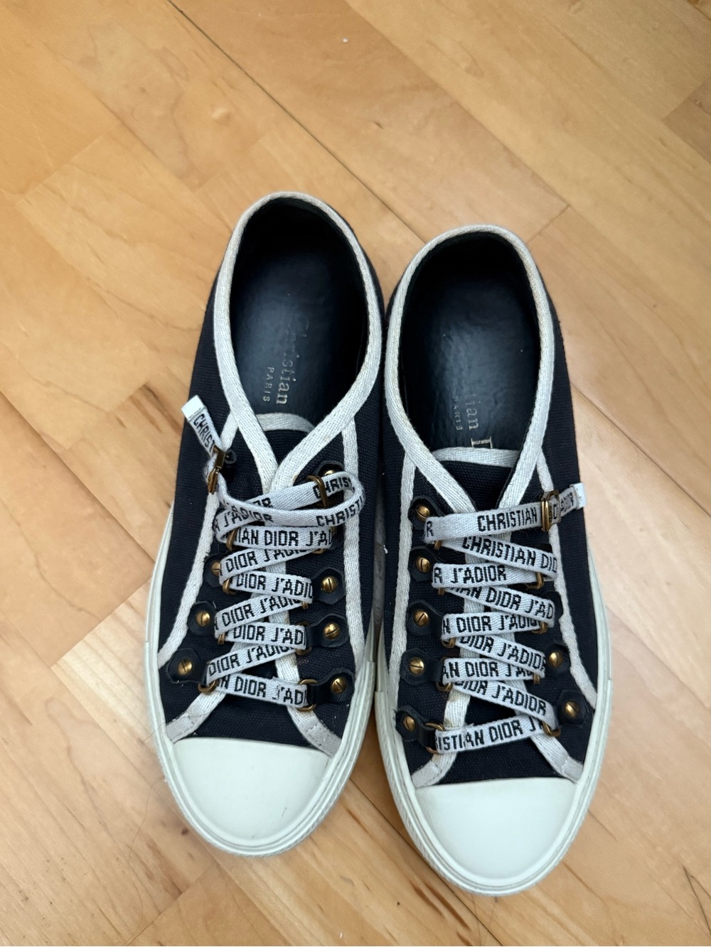 Dior Waln N Dior Canvas Low-Top Sneakers